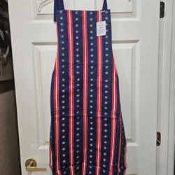 Aprons, Knee Length, Heavy Fabric, New, Giftable By Sur La Table' $10.00