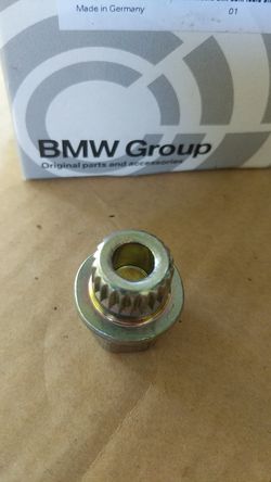 BMW & mini wheels secret bolt nut