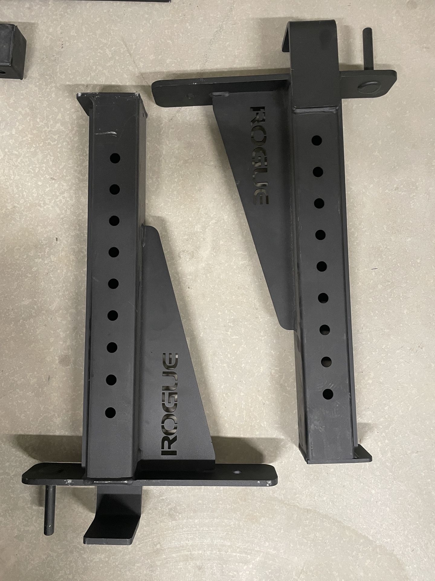 Rogue Fitness: SAML-24 Monster Lite Safety Spotter Arms (Pair)