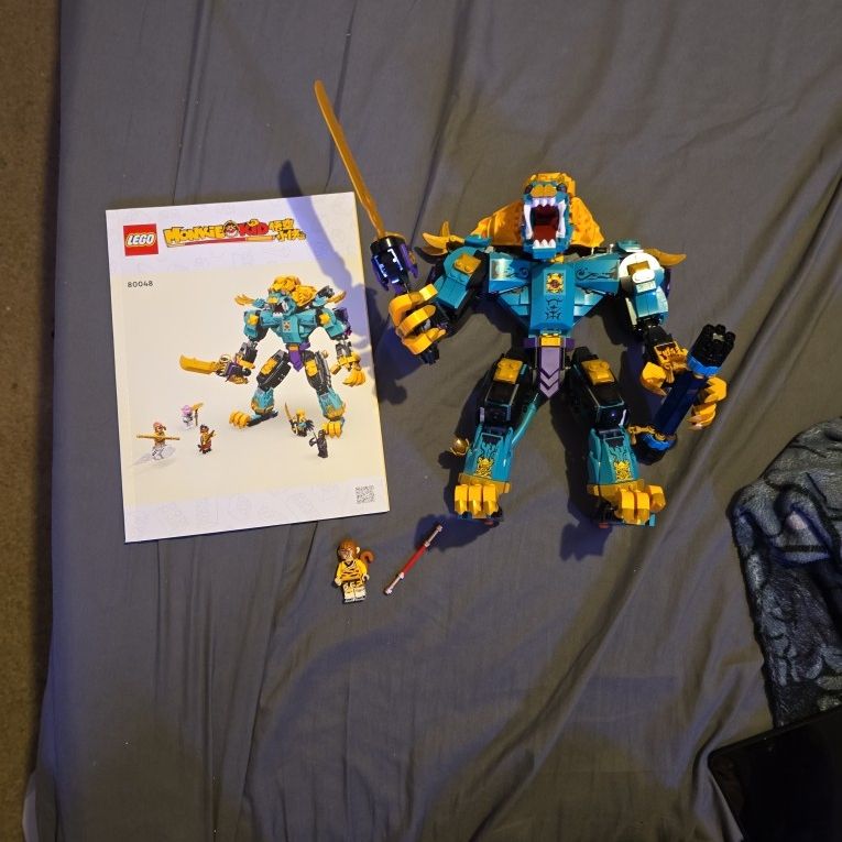 Lion　38 Monkie Kid Lego 80048 The Mighty Azure Lion for Sale in