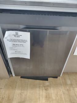 $774 GE 24 in built in dishwasher with auto release