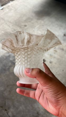 8 Vintage Frosted Glass Ruffled Lamp Shade
