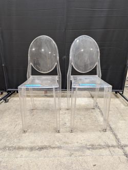 Pair of Clear Polycarbonate Oval-Back Dining Chair
