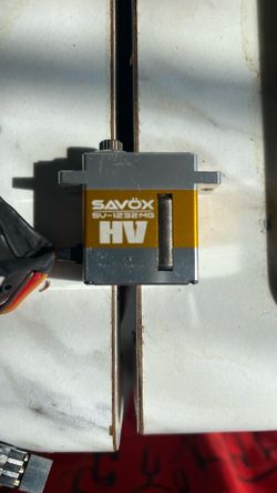 Savox SV-1232 MG Servo