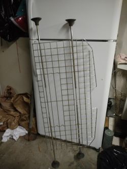 Space divider for vehicle