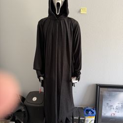 LIFE SIZE GHOSTFACE Pricing Below 