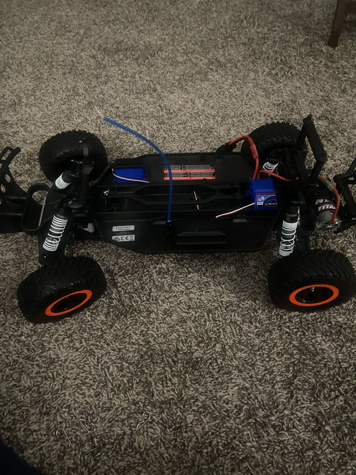 Traxxas SLASH Robby Gordon “Gordini” RC Model (USED, BROKEN CHARGER)