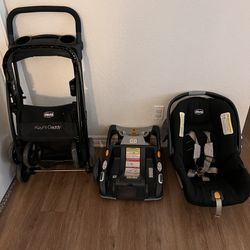Chicco Car seat with 2 Bases and Caddy 