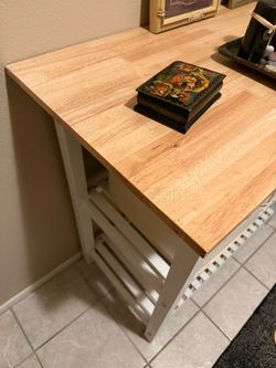 High table w shelf