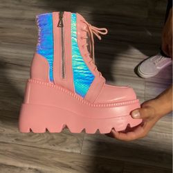 RAVE BOOTS