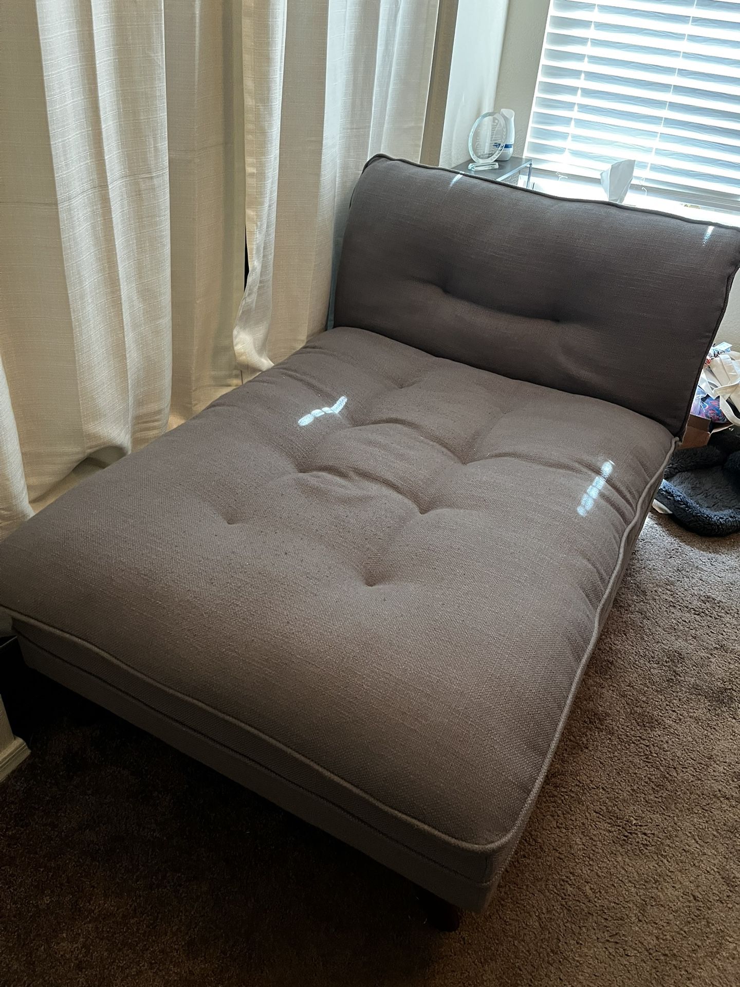 Lounge Chair/bed