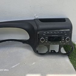 Jeep Wrangler Rubicon OEM Stereo