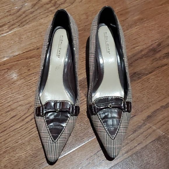 Brown Plaid Vegan kitten wooden heal pointed toe pump with buckle size 7 Y2K