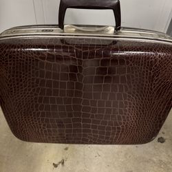 Vintage Samsonite Silhouette Suitcase – Brown Faux Crocodile Pattern