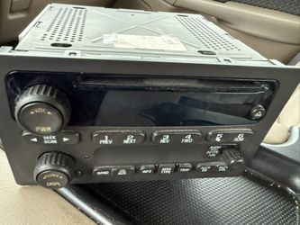 Chevy Avalanche 2004 Radio 