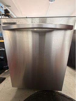 Samsung Stainless Steel Dishwasher - Barely Used like New