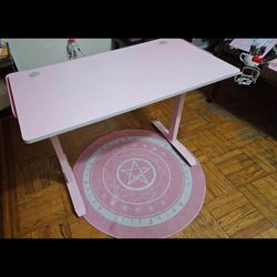 Eureka Pink Gaming Table