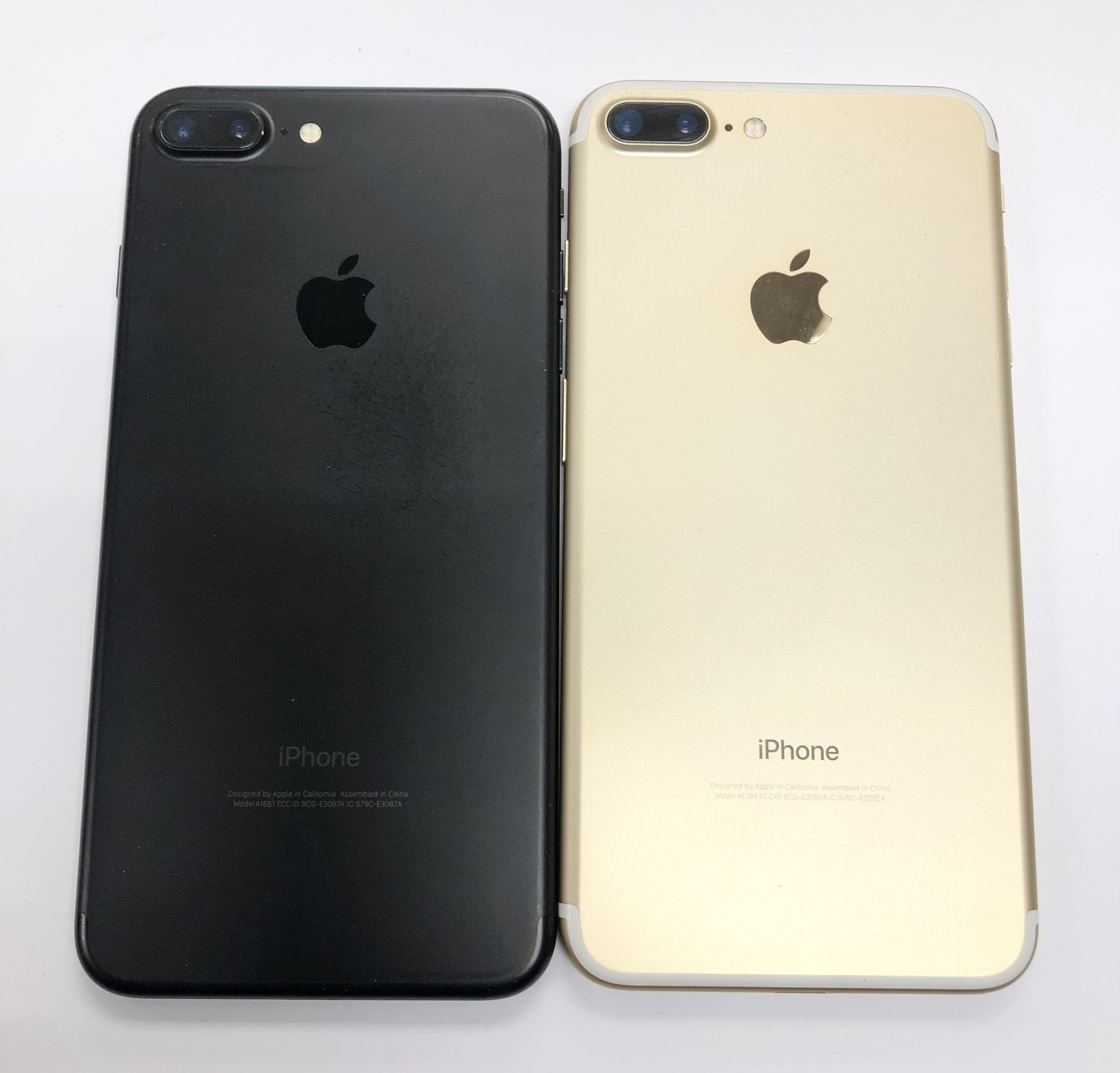 Factory Unlocked iphone 7 plus , sold with store warranty | Each