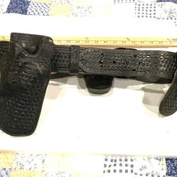 Tex Shoemaker &Sons Holster And Handcuff Belt