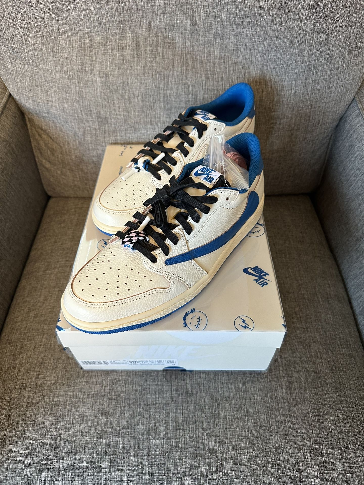 Air Jordan 1 Retro Low OG SP Fragment × Travis Scott Sail Military Blue Size 10.5 $1625