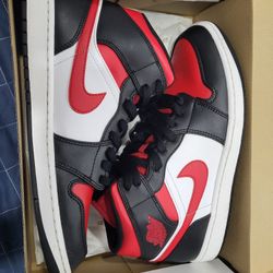 Men Air Jordan 1 Mid Size 10 1/2