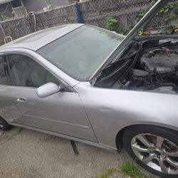 2005 Infiniti G35 Sedan  (For Parts)