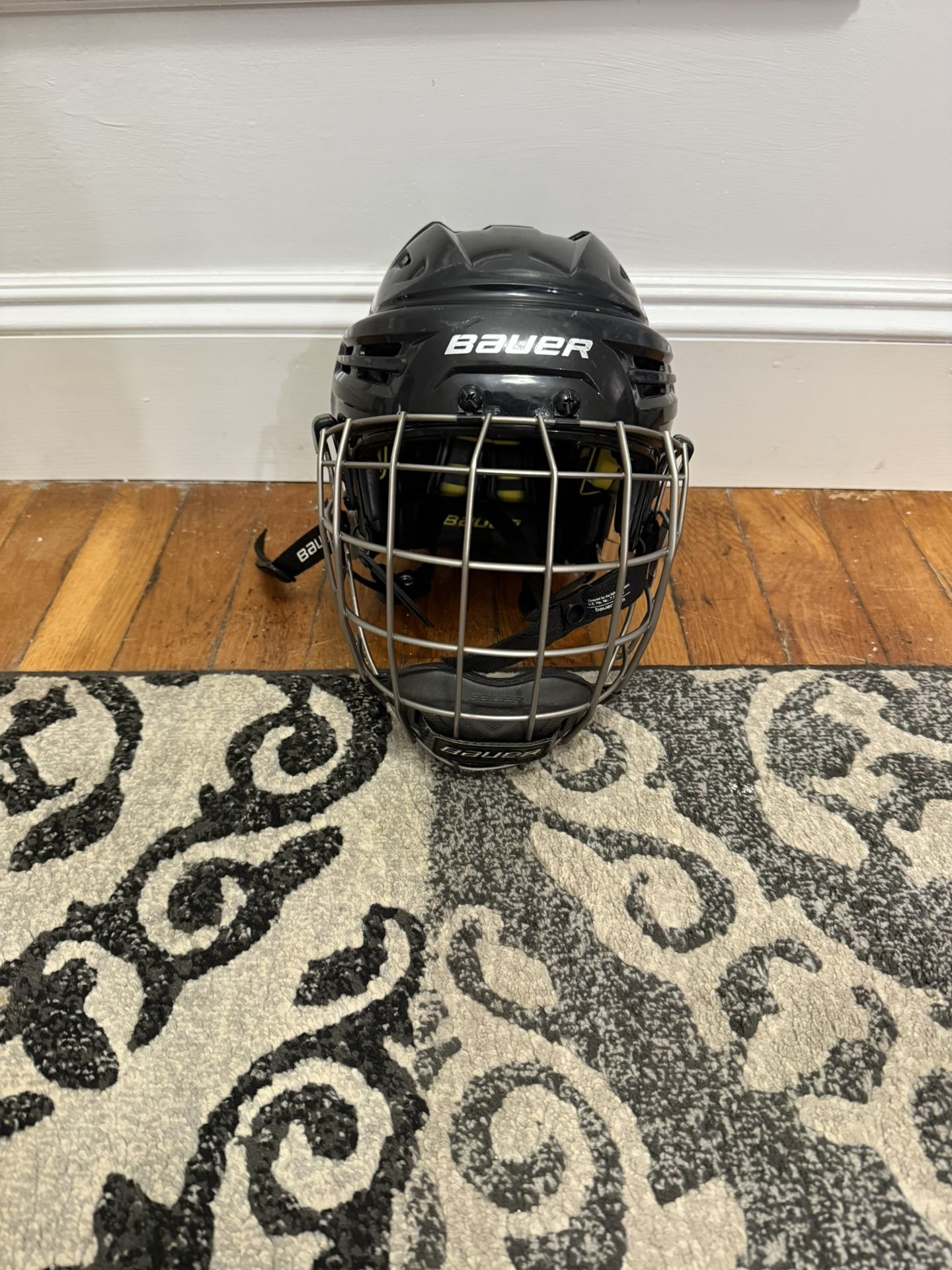 Bauer hockey helmet