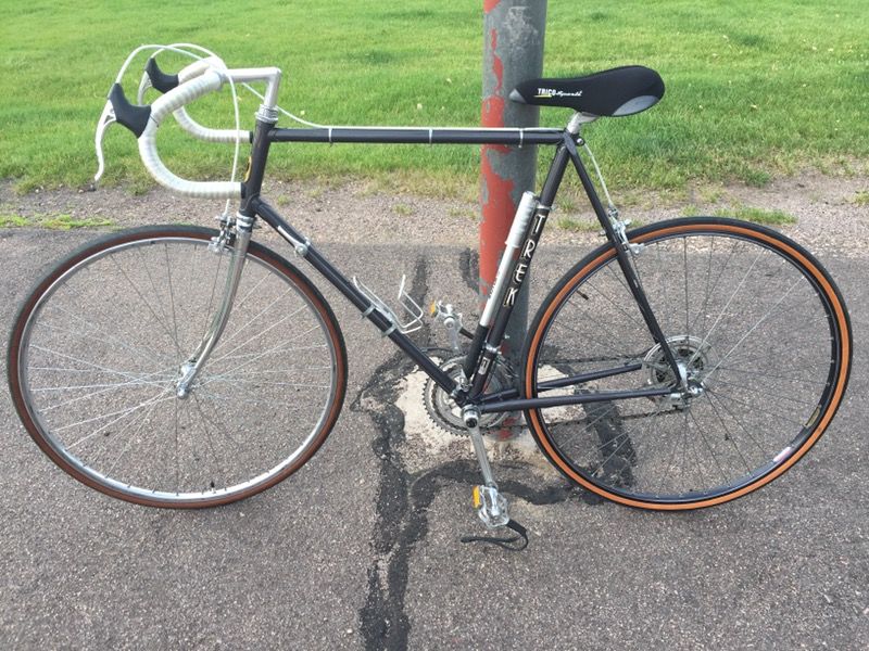 Old Vintage 1980's Men's Trek 414 24 inch Bicycle road Bike.