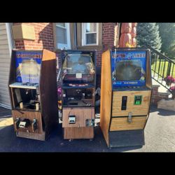 Vintage Arcade Machines 