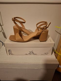 LADIES DRESS SHOES