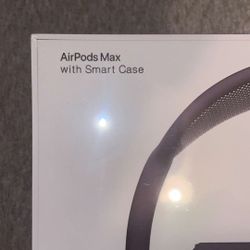 Midnight Color AirPod Pro Max 