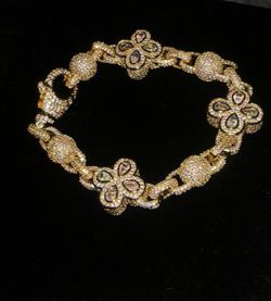 18k Gold plated ball beaded clover bracelet