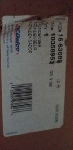 NEW IN BOX OEM CHEVEOLET GM GMC A/C CONDENSER 99 TO PRESENT