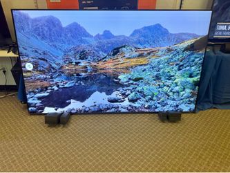 75 LG TV light scratch inside a screen must come see smart 4K HDTV $55 down on Financing