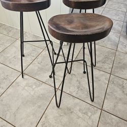  Bar Stools 