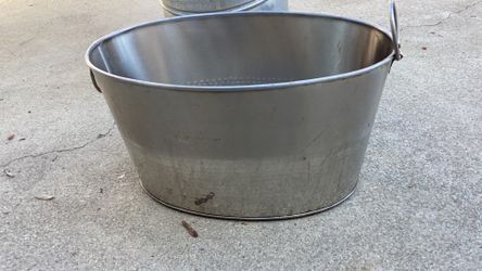 A metal bucket