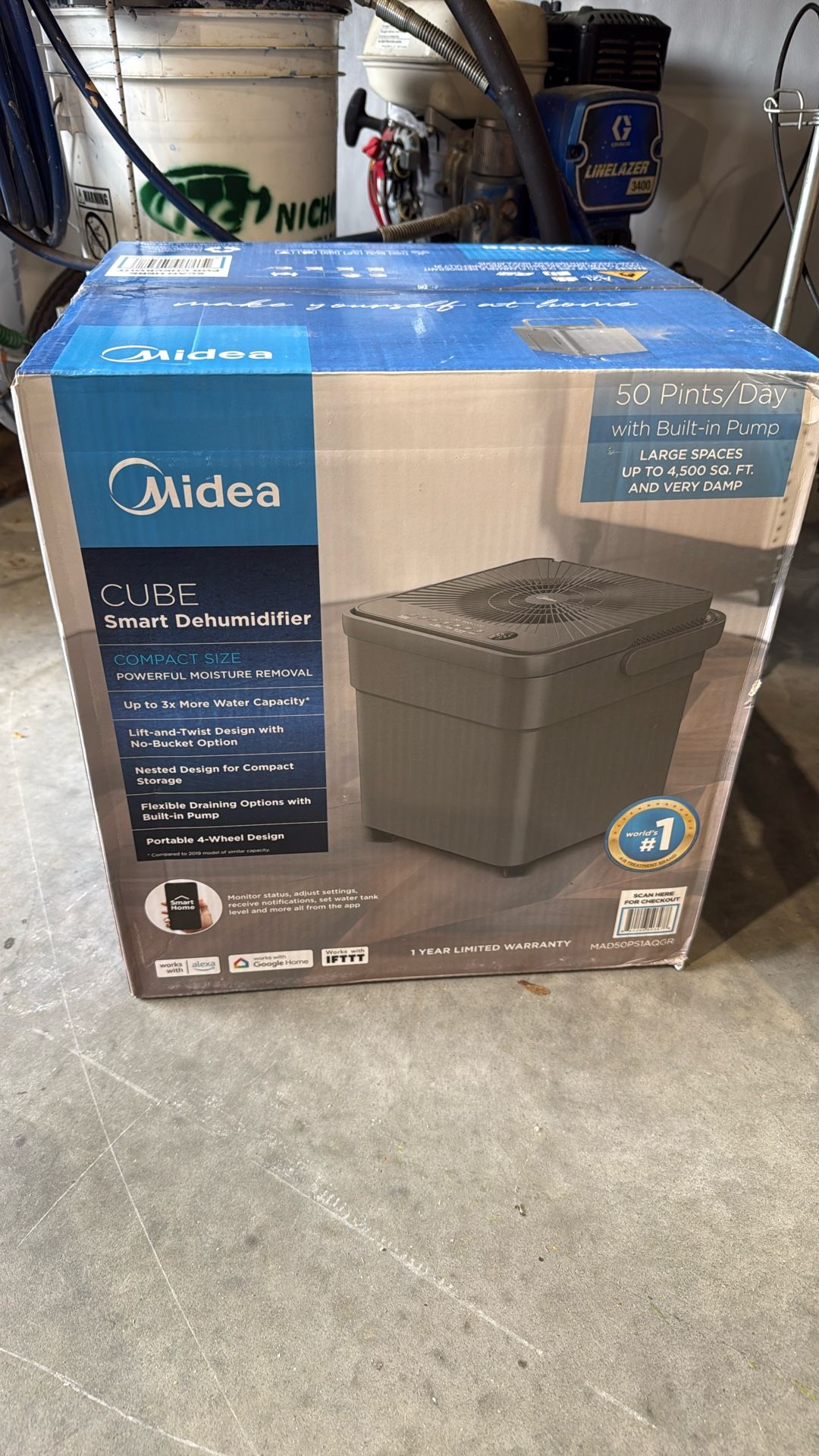 Cube Dehumidifier