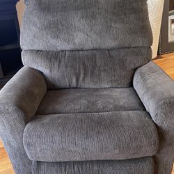 Single Couch Recliner 