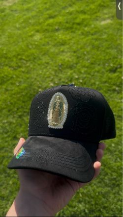 Virgen gorra nueva