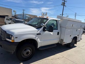 2003 Ford F-350 Chassis