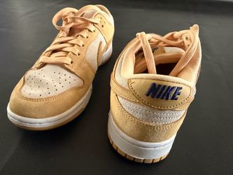 Women’s Nike shoes size 8