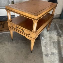 Mid-century Modern End Table