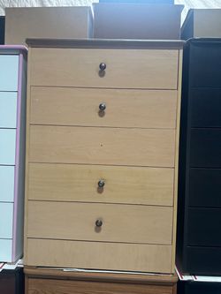 Five drawers dresser / 5 drawers dresser