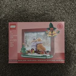 Lego Christmas Picture Frame Limited Edition 
