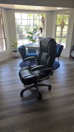 Office chair, black leather