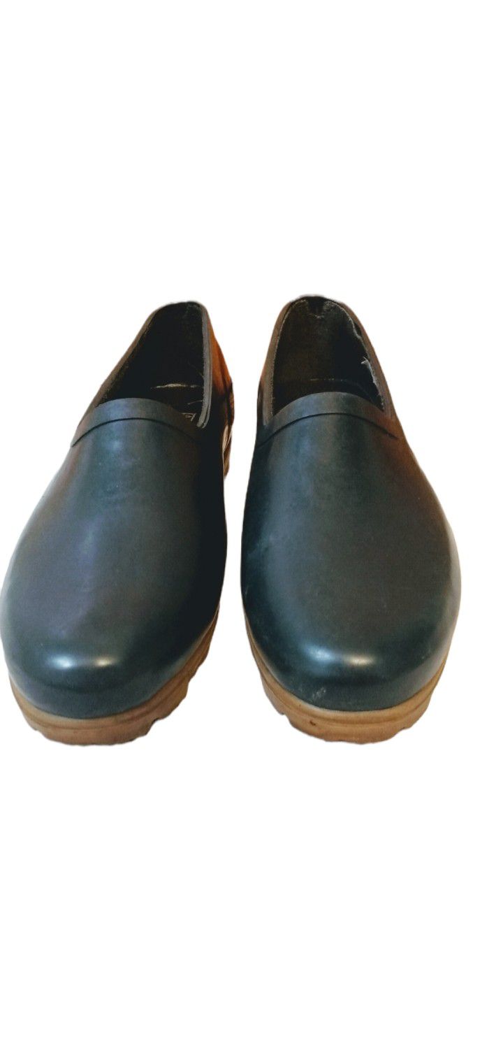 Lands End Size 8M Rain Shoes 1965 Navy Blue. Condition is Pre-owned. Shipped with USPS Priority Mail. (0450)