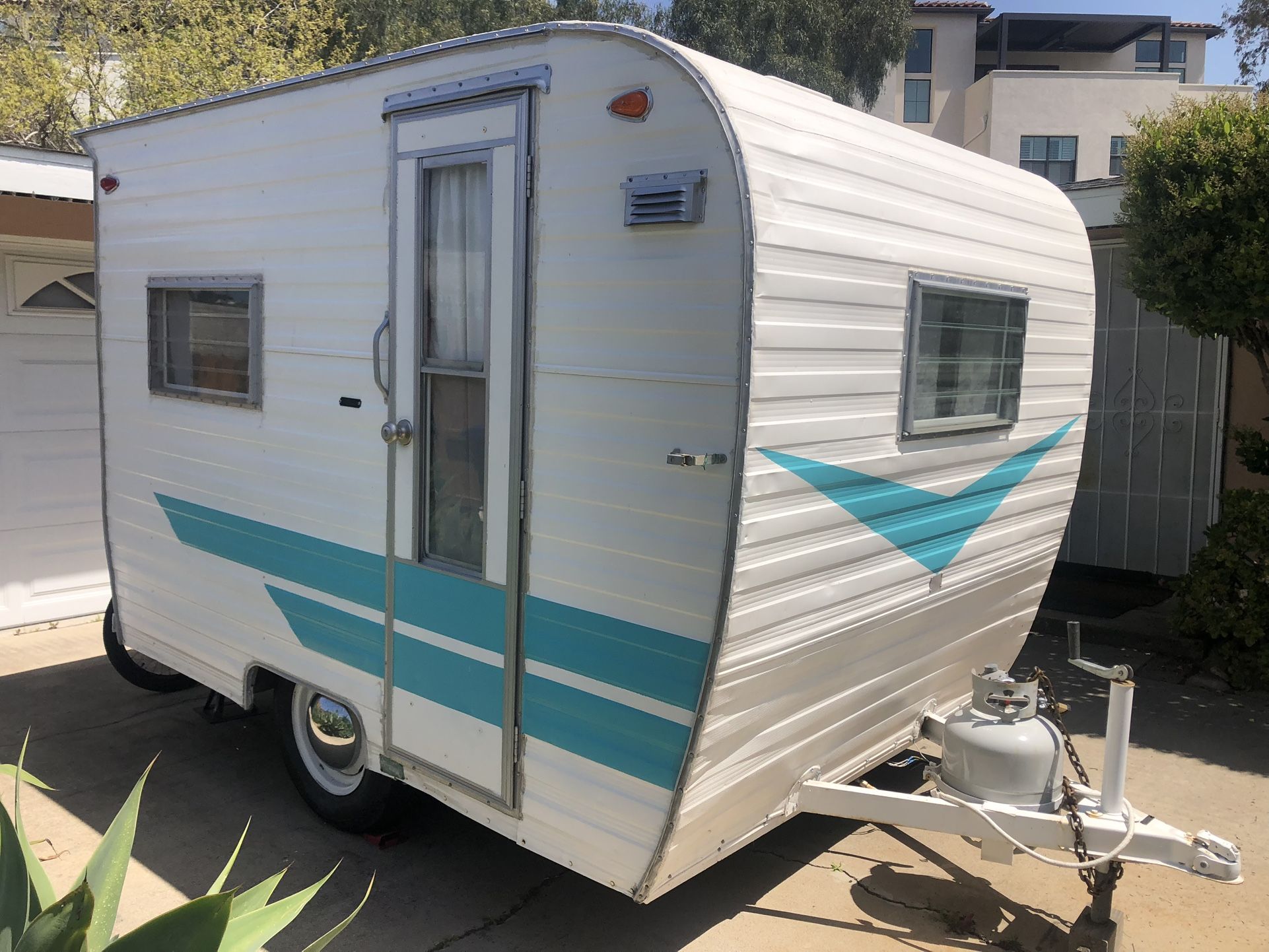 1965 Cardinal vintage Trailer