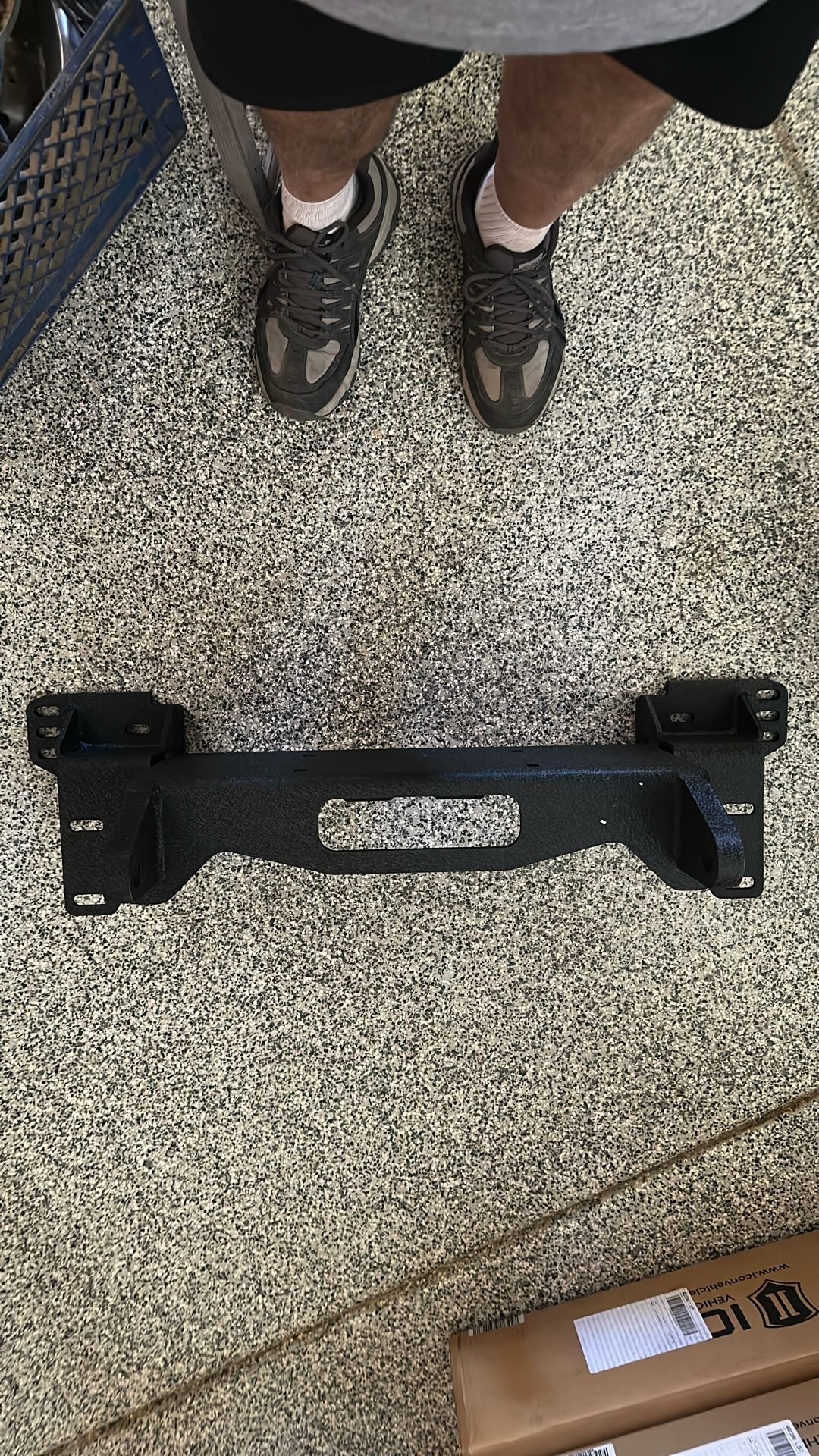 Smittybilt 93-9117 Winch Mounting Plate