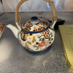 Vintage Japanese Tea Pot