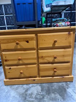 Dresser (Solid wood)